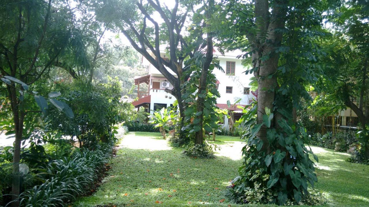 Villa Serena Bangalore Exterior photo